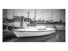 Macgregor 26 sailboat for sale in California