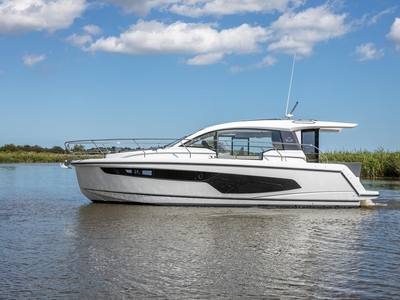 2023 Sealine C335 Available Now | 33ft