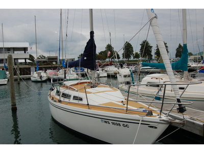 1979 Catalina C27 sailboat for sale in Wisconsin