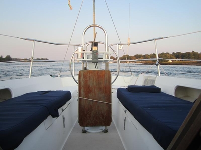 1986 catalina C27 sailboat for sale in New Hampshire
