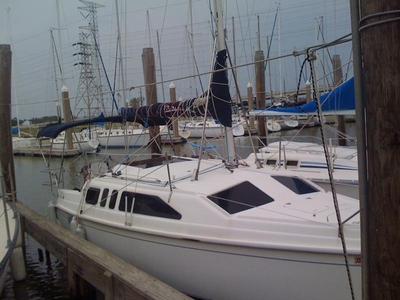 2001 Hunter 260 sailboat for sale in Texas