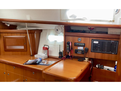 2007 Beneteau 393 sailboat for sale in Florida