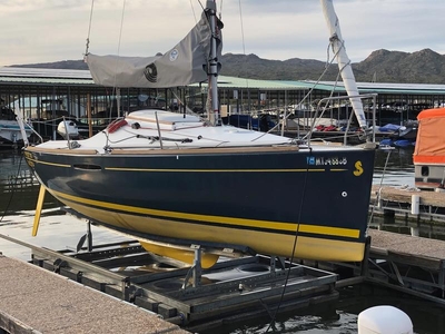 2014 Beneteau First 20 sailboat for sale in Arizona