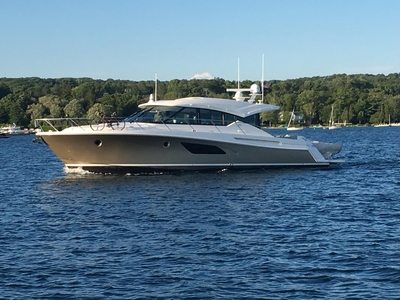 2017 Tiara Yachts 53 Coupe | 53ft