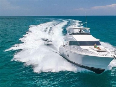 2013 Hatteras Motor Yacht