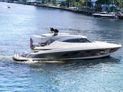 2022 Riviera 6000 Sport Yacht Platinum