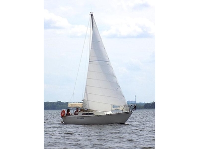 1980 C & C 24 sailboat for sale in Rhode Island