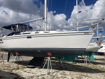 Catalina 320 (1995) for sale