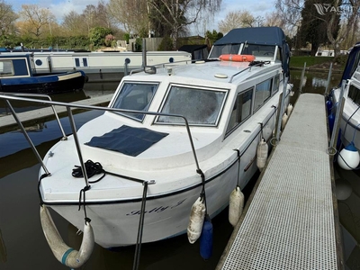 Viking 28 (1993) for sale
