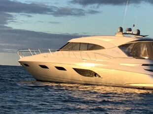 Riviera 6000 Sport Yacht /w Gyro Stabaliser