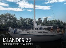 1977 Islander 32 in Forked River, NJ
