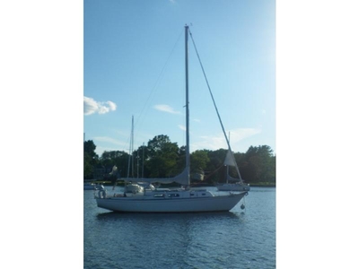 1971 Pearson Pearson 35 sailboat for sale in Rhode Island