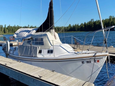1984 Catalina C25 sailboat for sale in Wisconsin