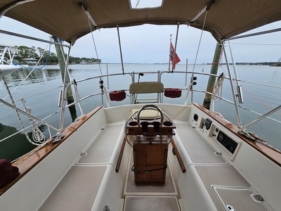 1987 Island Packet 27 sailboat for sale in Florida