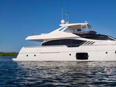 2013 Ferretti Yachts 870 | 87ft