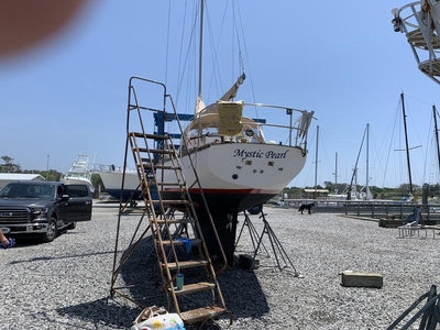 83 Cape Dory 30c sailboat for sale in North Carolina