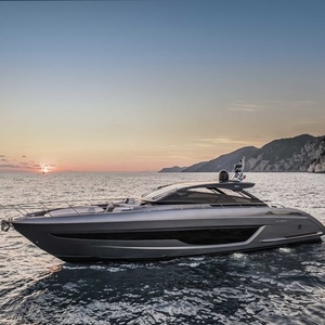 Cruising motor yacht - 68' DIABLE - Riva - hard-top / V-drive / 3-cabin