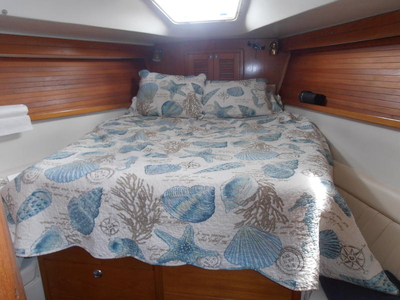 2004 CATALINA 42 MKII sailboat for sale in Florida