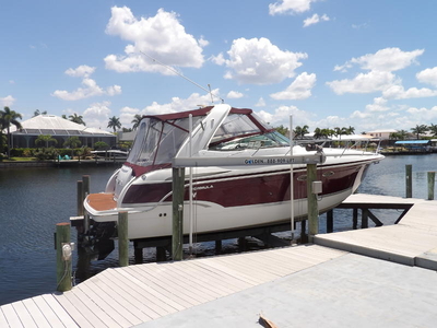 2008 Formula 31 Performance Cruiser powerboat for sale in Florida