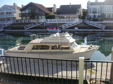 One Owner 32' Luhrs Flybridge Power Boat W/ Twin Perkins Diesel Engines