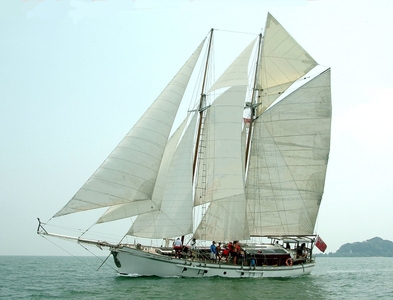18m Schooner: Sailing Boats