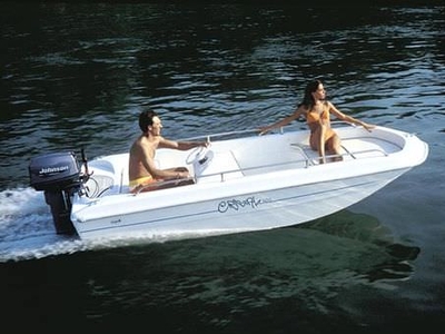 Outboard center console boat - CRISTAL 400 - Capelli - side console / sport-fishing / 5-person max.