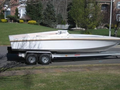 1976 Magnum Marine 27 Sport powerboat for sale in New Jersey