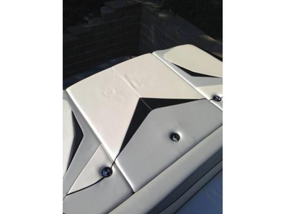 2015 Supreme S226 powerboat for sale in Washington