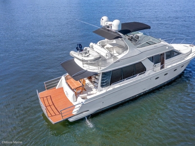 CARVER 530 VOYAGER PILOTHOUSE 