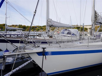 Sweden Yachts 38 (1987) for sale