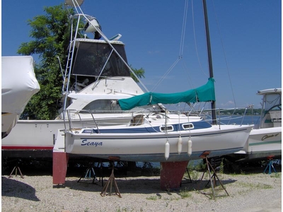 1984 Freedom Yatchs 21 ft. cat./sloop sailboat for sale in Massachusetts