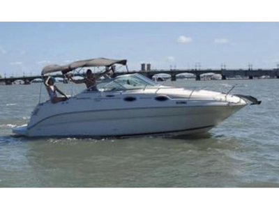 2004 Sea Ray 240 Sundancer powerboat for sale in Florida