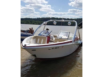 2017 Glastron GT 205 powerboat for sale in Ohio