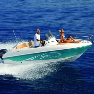 Outboard walkaround - 560 Wa - SAVER S.R.L. - center console / sport-fishing / 7-person max.