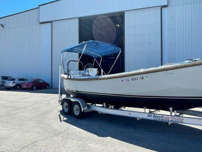 1988 Uniflite 26 Whale Boat