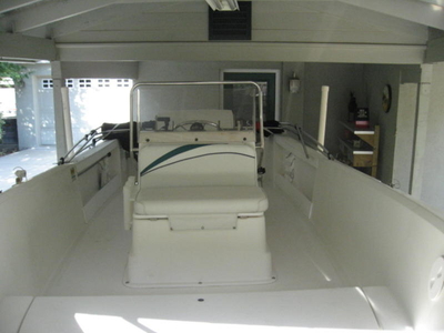 2000 Aquasport Osprey200 powerboat for sale in Florida
