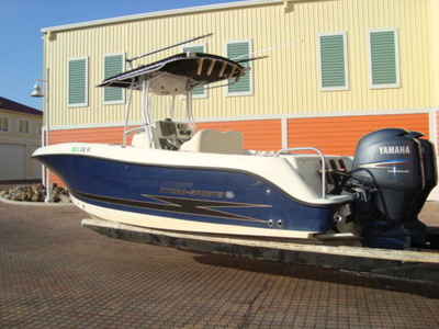 2006 Hydra Sport 2500 Center Console powerboat for sale in Florida