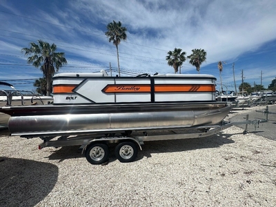 Bentley Pontoons Bolt 2024