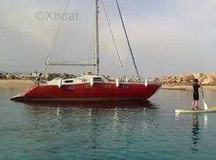 Light and such fast sailing catamaran.One liftable