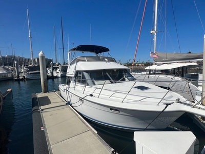 1994 Carver 370 Voyager WADE IN THE WATER | 37ft