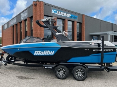 2023 Malibu Boats 23 LSV