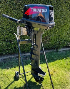 Tohatsu 9.8hp Outboard Engine, Runs well, Pumps well