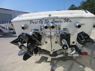 1993 Wellcraft 38 Scarab Thunder powerboat for sale in Missouri