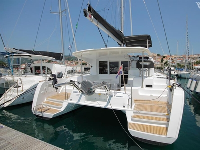 Lagoon 40 (2023) for sale