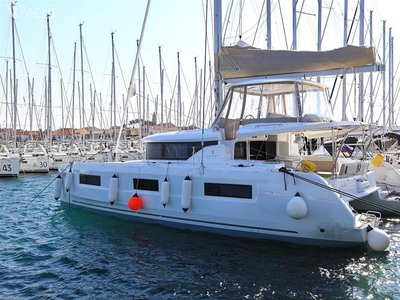 Lagoon 46 (2021) for sale