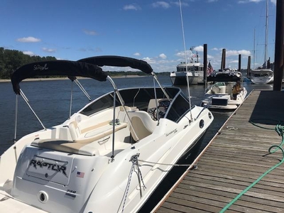 2009 Sea Ray 230 SCR | 24ft