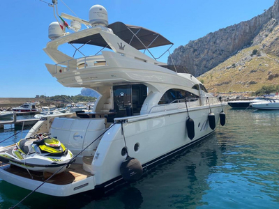 Dominator 620 Fly (powerboat) for sale