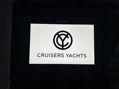 2021 Cruisers Yachts 38 GLS OB