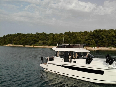 2023 Odysseya Yachts Platinum 40 ODYSSEYA XI | 39ft