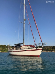 Tayana 55 (1993) for sale